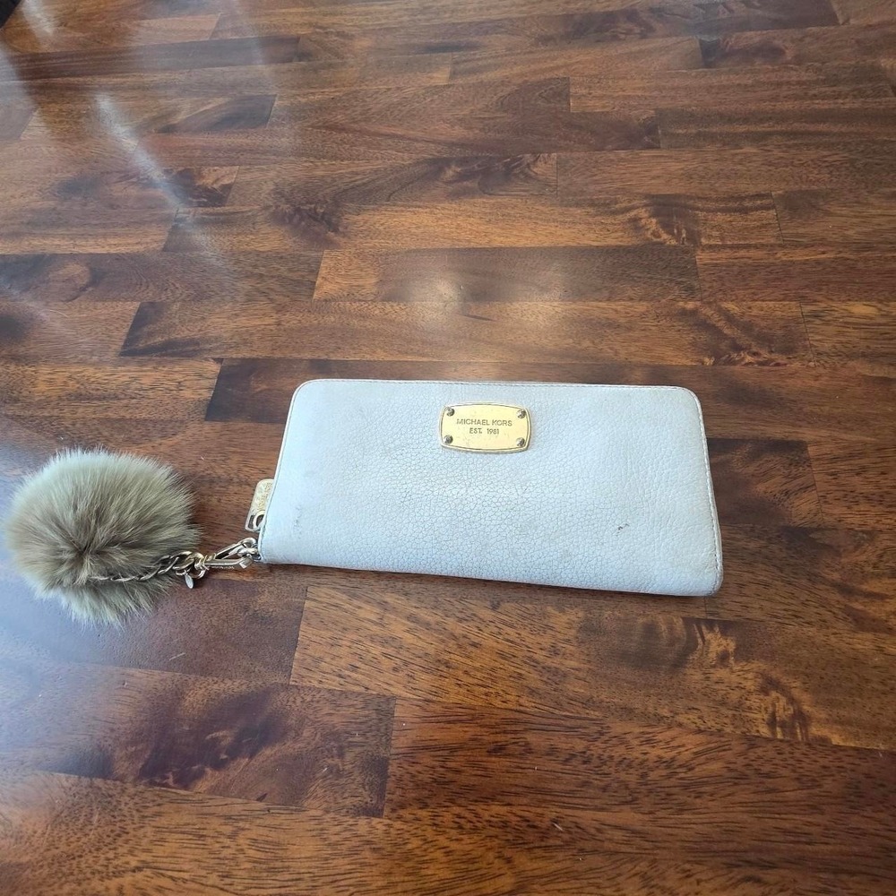 Michael kors jet set travel large continental wallet